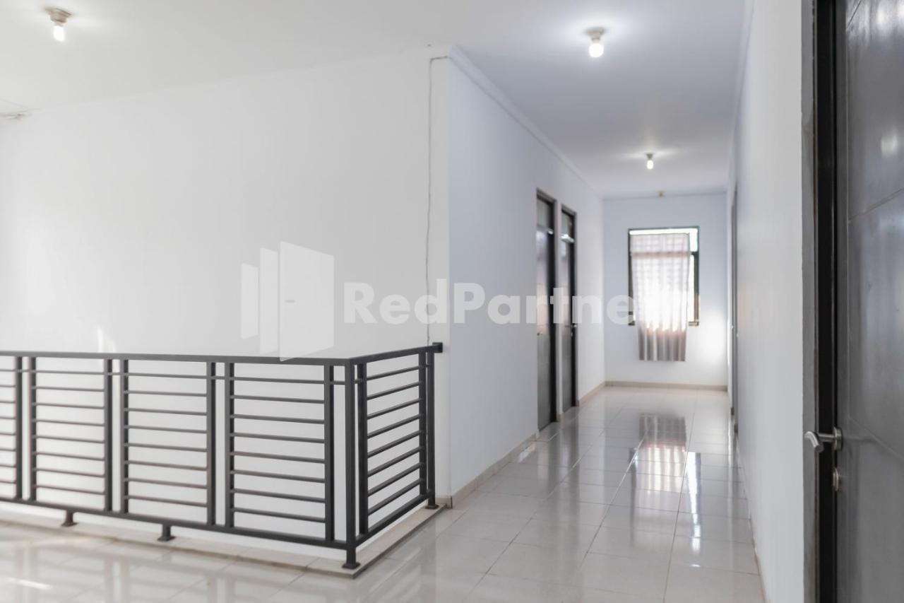 Oyo 2770 Zleepy Wisma Khazri Богор Екстер'єр фото