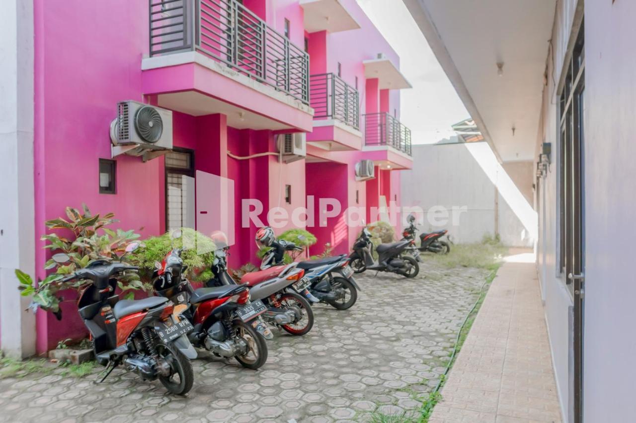 Oyo 2770 Zleepy Wisma Khazri Богор Екстер'єр фото