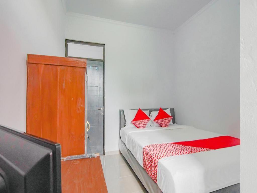 Oyo 2770 Zleepy Wisma Khazri Богор Екстер'єр фото